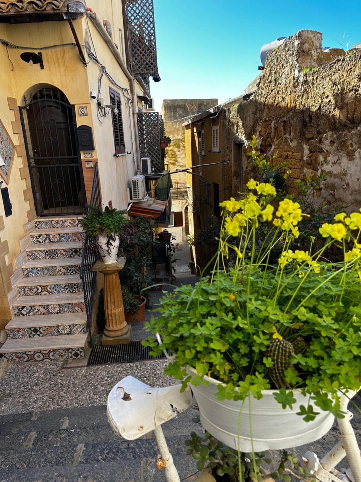 O Munti Rooms Agrigento Eksteriør billede