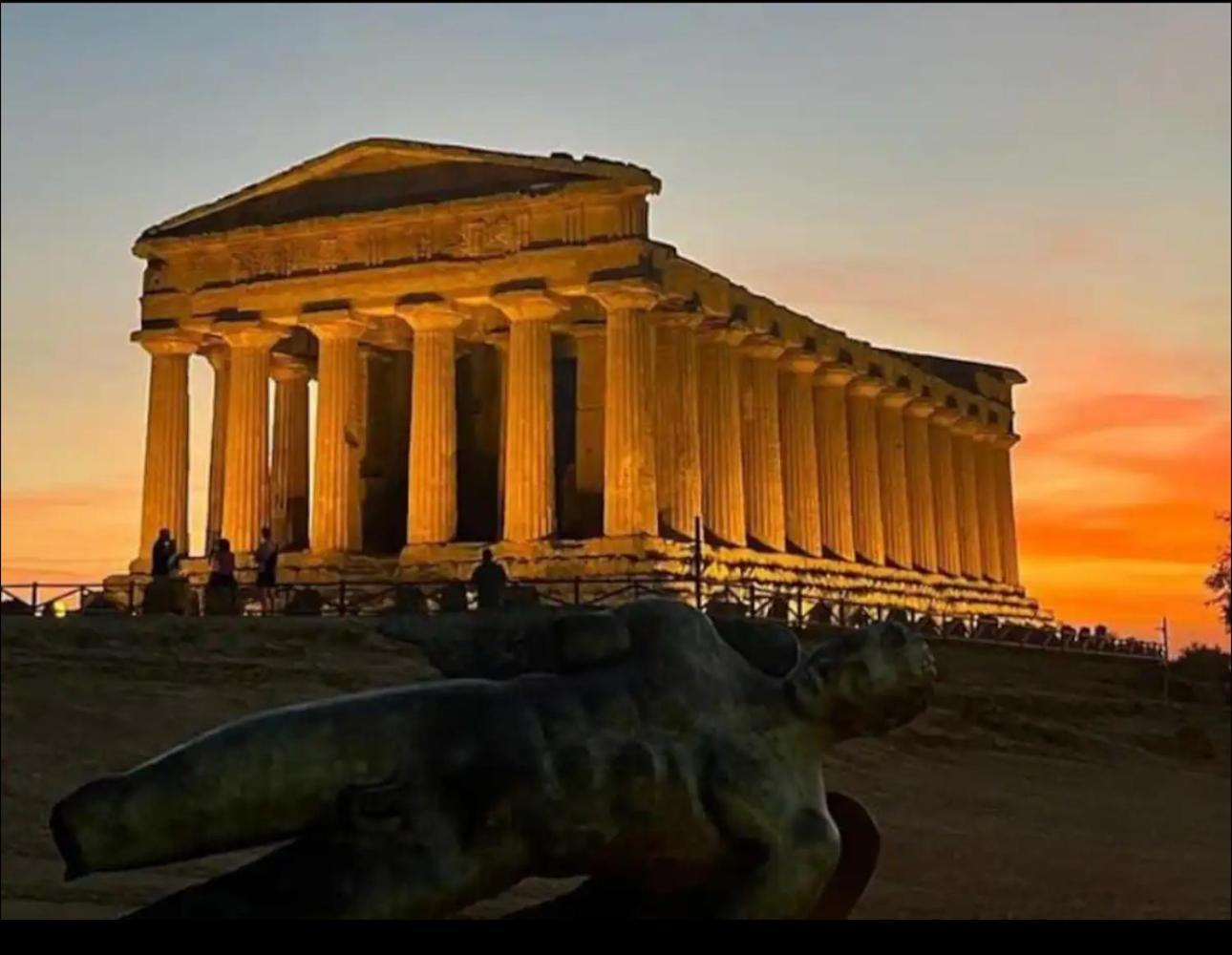 O Munti Rooms Agrigento Eksteriør billede
