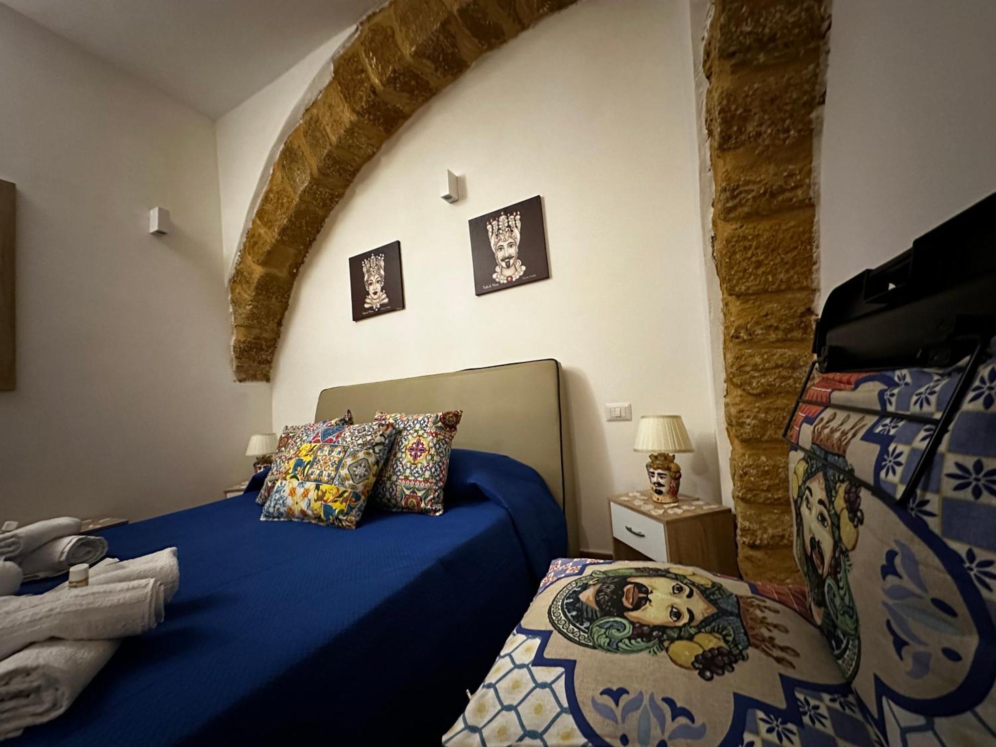 O Munti Rooms Agrigento Eksteriør billede